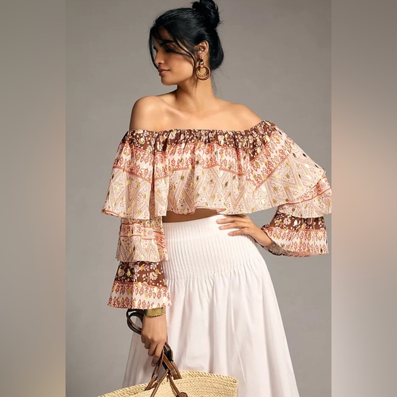 NWT Mare Mare x Anthropologie Off-The-Shoulder Tiered-Sleeve Top. Size XL